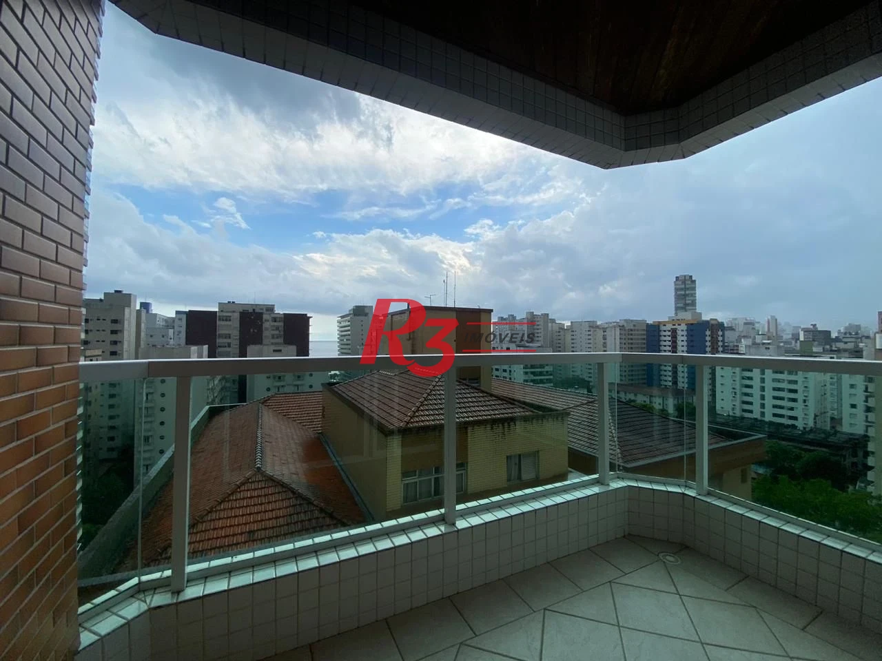Apartamento com 3 dormitórios à venda, 132 m² por R$ 1.599.900,00 - Embaré - Santos/SP