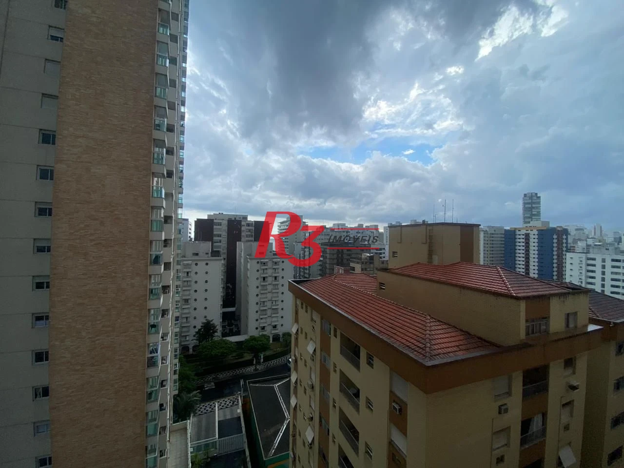 Apartamento com 3 dormitórios à venda, 132 m² por R$ 1.599.900,00 - Embaré - Santos/SP