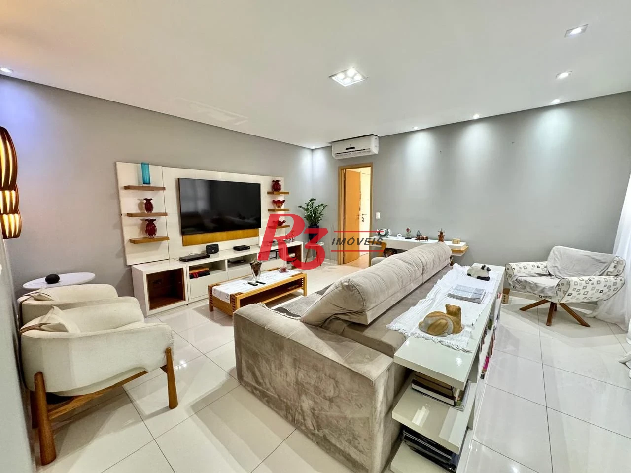 Apartamento com 4 dormitórios à venda, 167 m² por R$ 2.550.000,00 - Boqueirão - Santos/SP