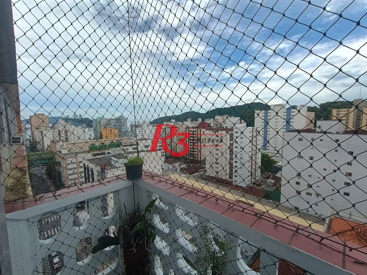 Apartamento com 3 dormitórios à venda, 110 m² por R$ 480.000,00 - Centro - São Vicente/SP