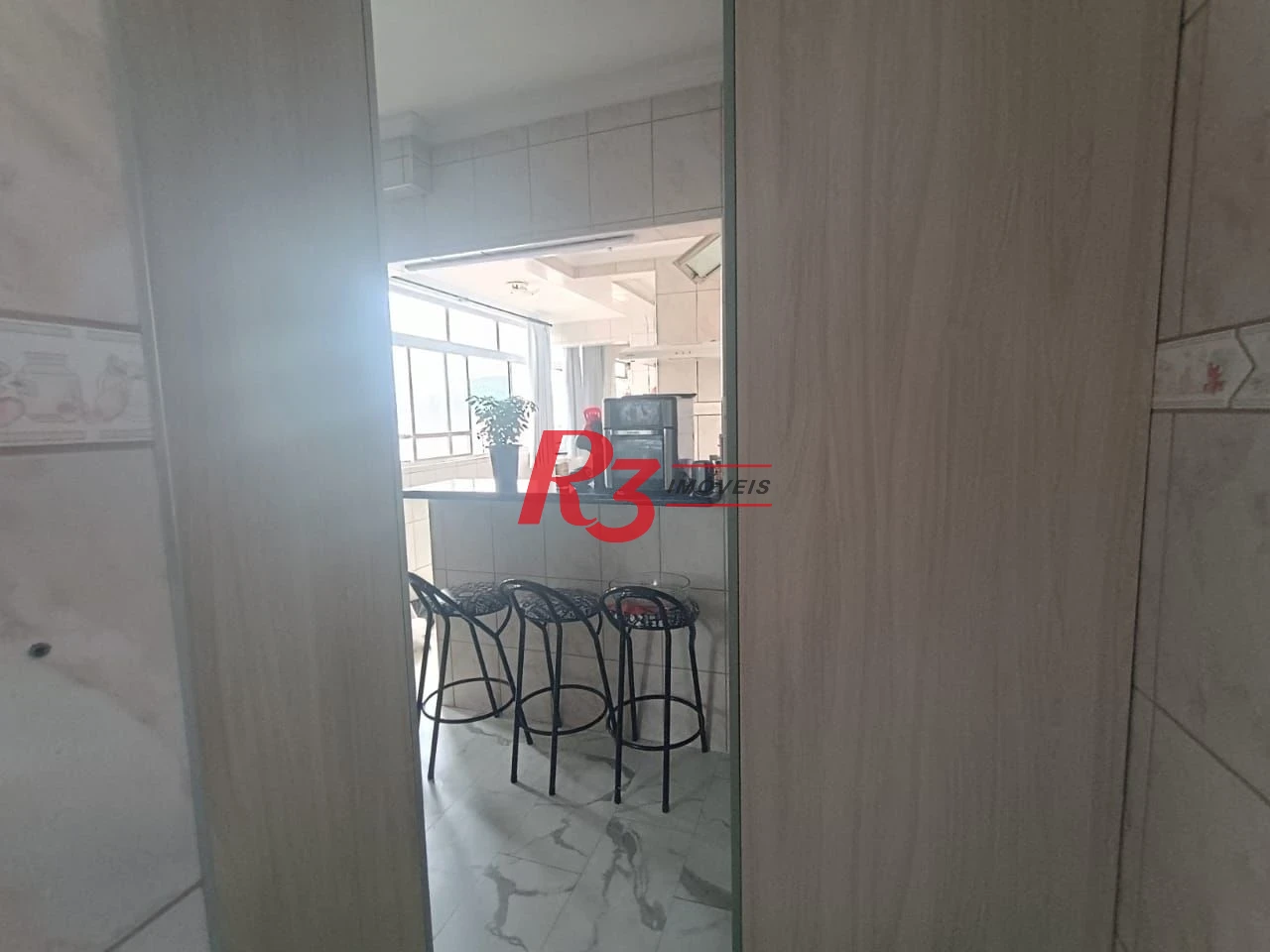 Apartamento com 3 dormitórios à venda, 110 m² por R$ 480.000,00 - Centro - São Vicente/SP