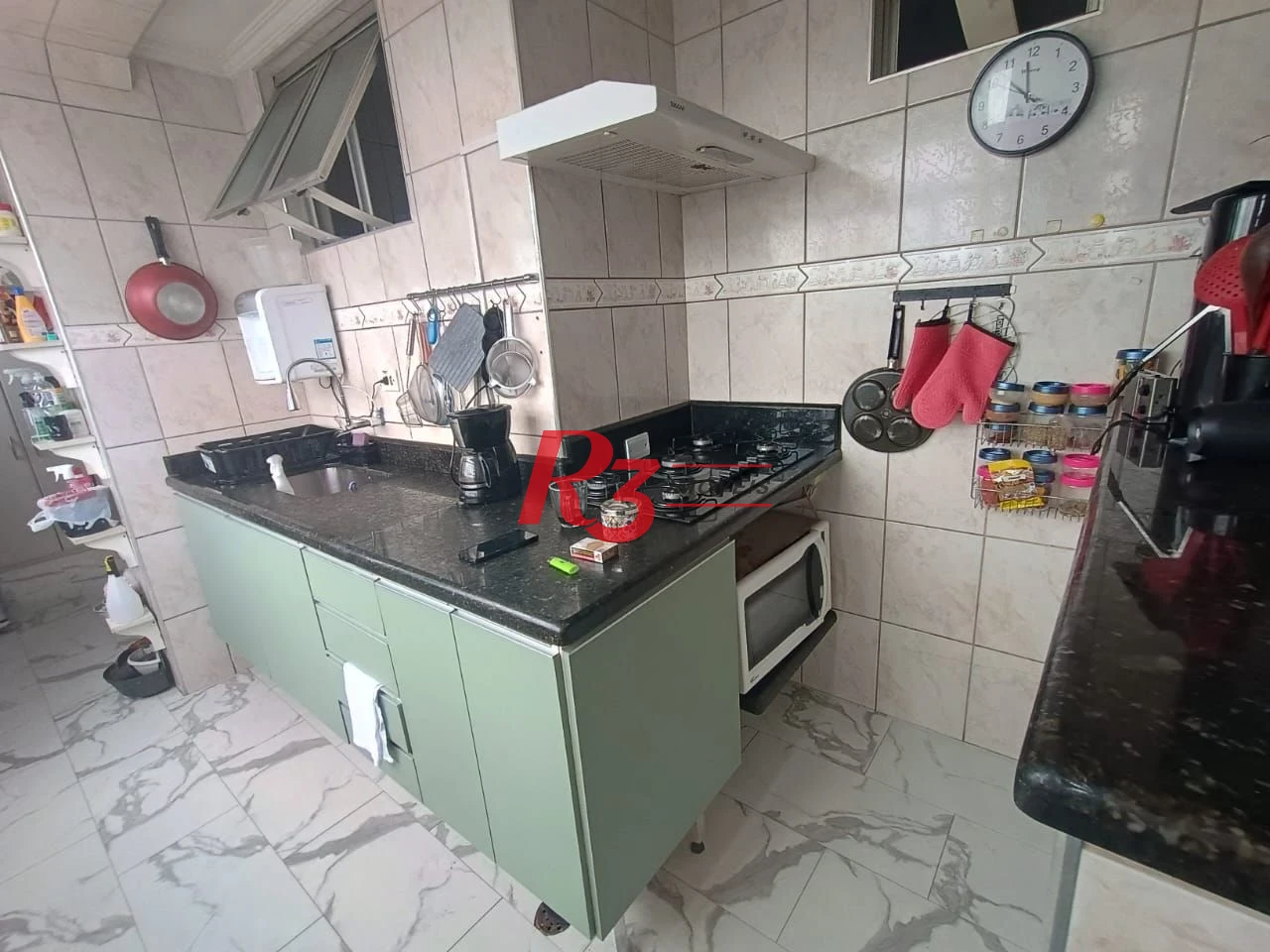 Apartamento com 3 dormitórios à venda, 110 m² por R$ 480.000,00 - Centro - São Vicente/SP