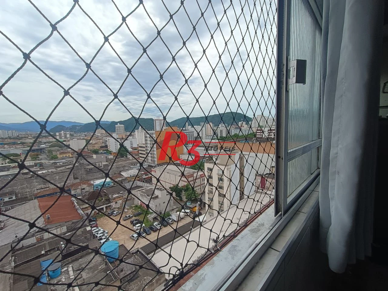 Apartamento com 3 dormitórios à venda, 110 m² por R$ 480.000,00 - Centro - São Vicente/SP