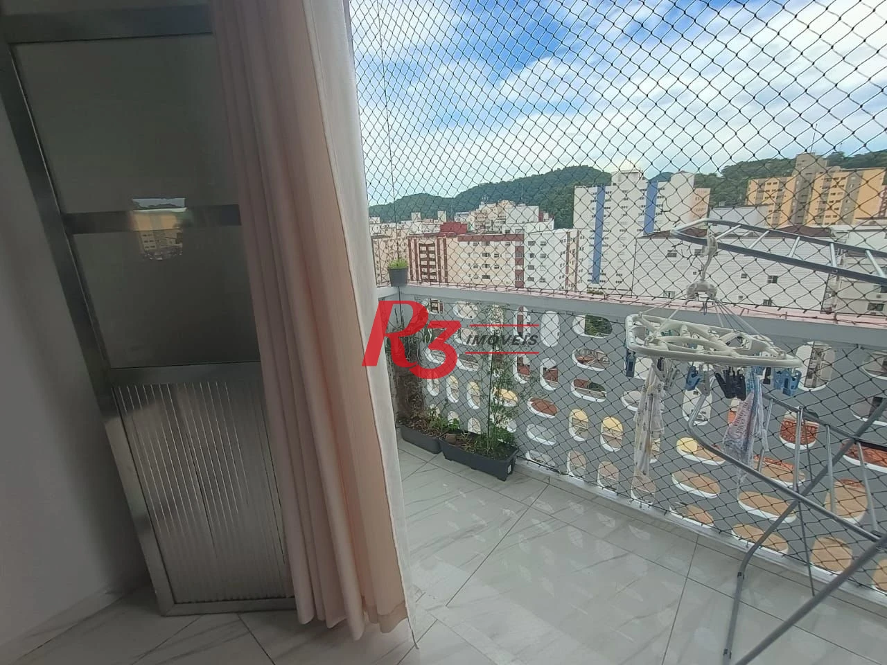 Apartamento com 3 dormitórios à venda, 110 m² por R$ 480.000,00 - Centro - São Vicente/SP