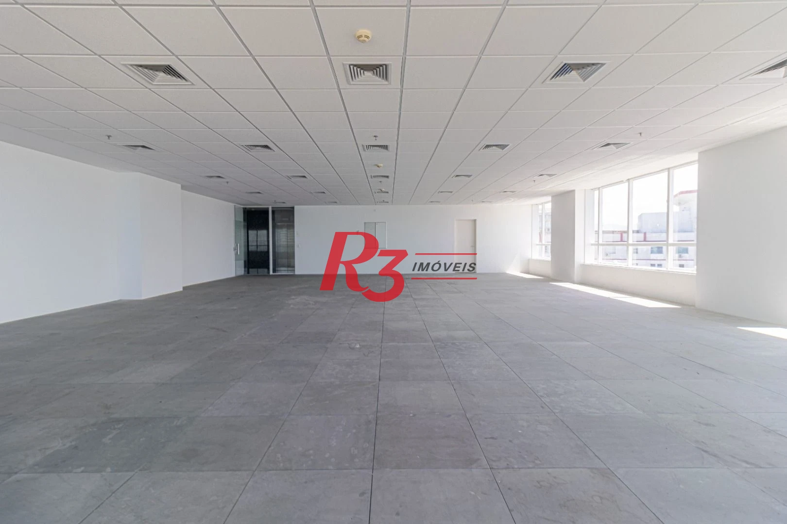 Sala para alugar, 238 m² por R$ 18.752,53/mês - José Menino - Santos/SP
