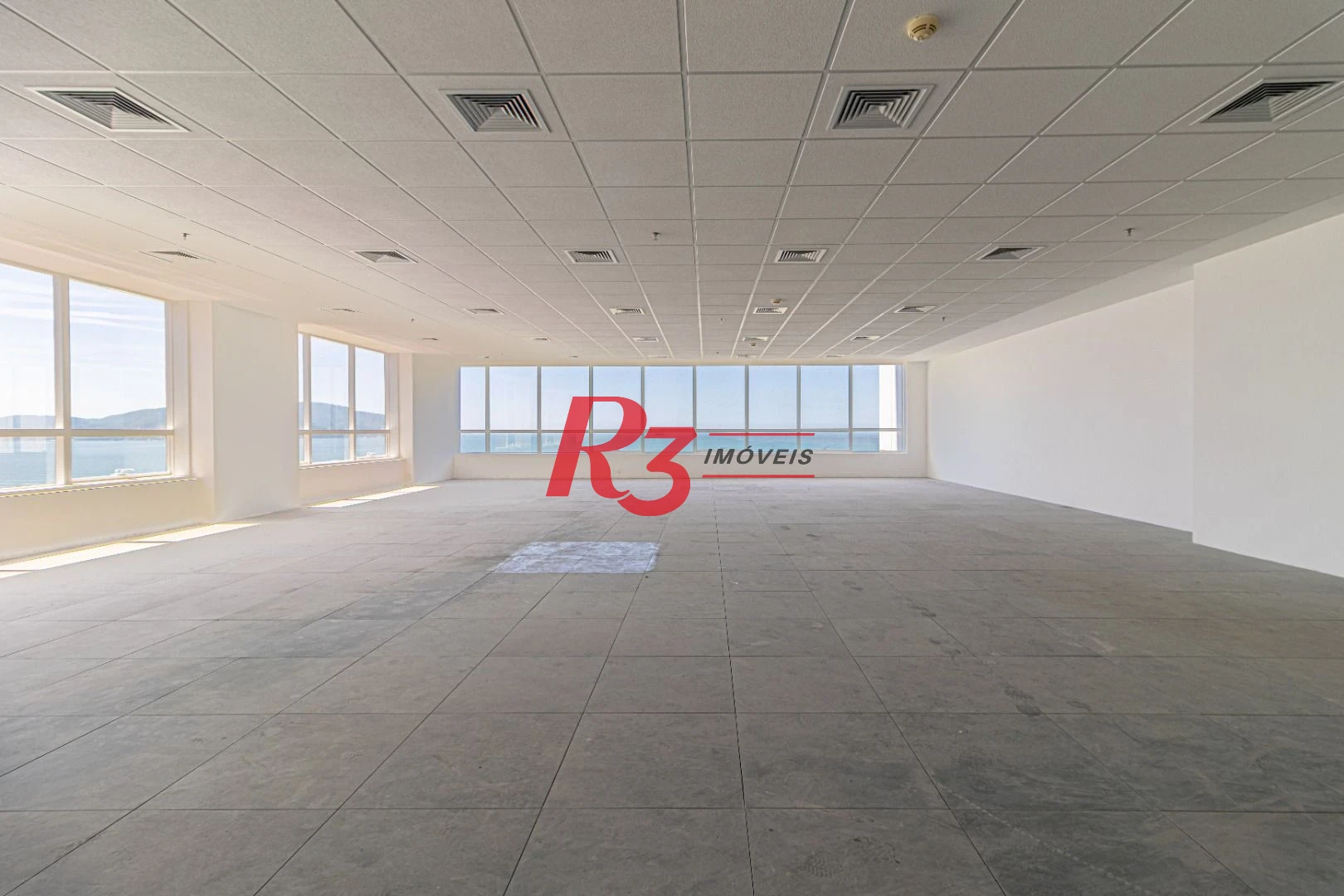 Sala para alugar, 238 m² por R$ 17.931,29/mês - José Menino - Santos/SP