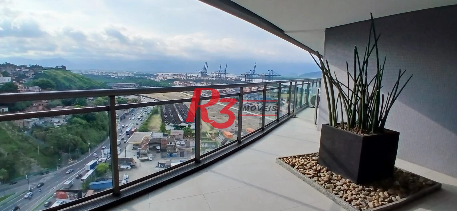 Sala à venda, 132 m² por R$ 750.000,00 - Valongo - Santos/SP