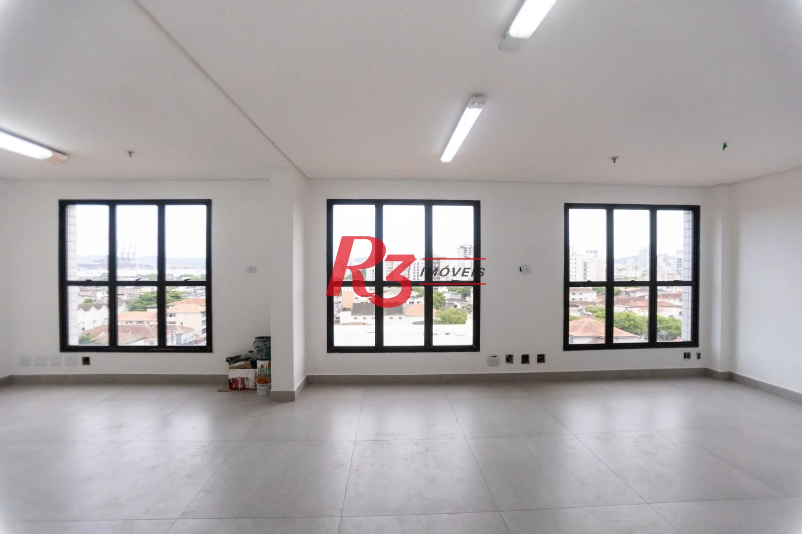 Conjunto para alugar, 57 m² por R$ 3.400,00/mês - Embaré - Santos/SP
