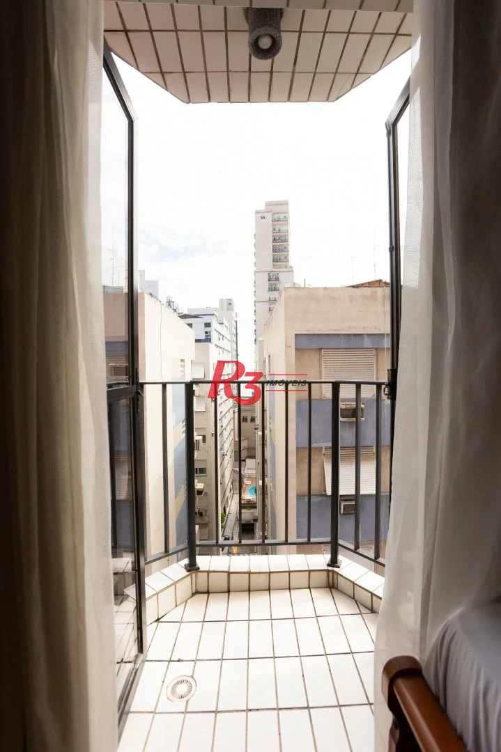 Flat com 1 dormitório à venda, 50 m² por R$ 270.000,00 - Gonzaga - Santos/SP