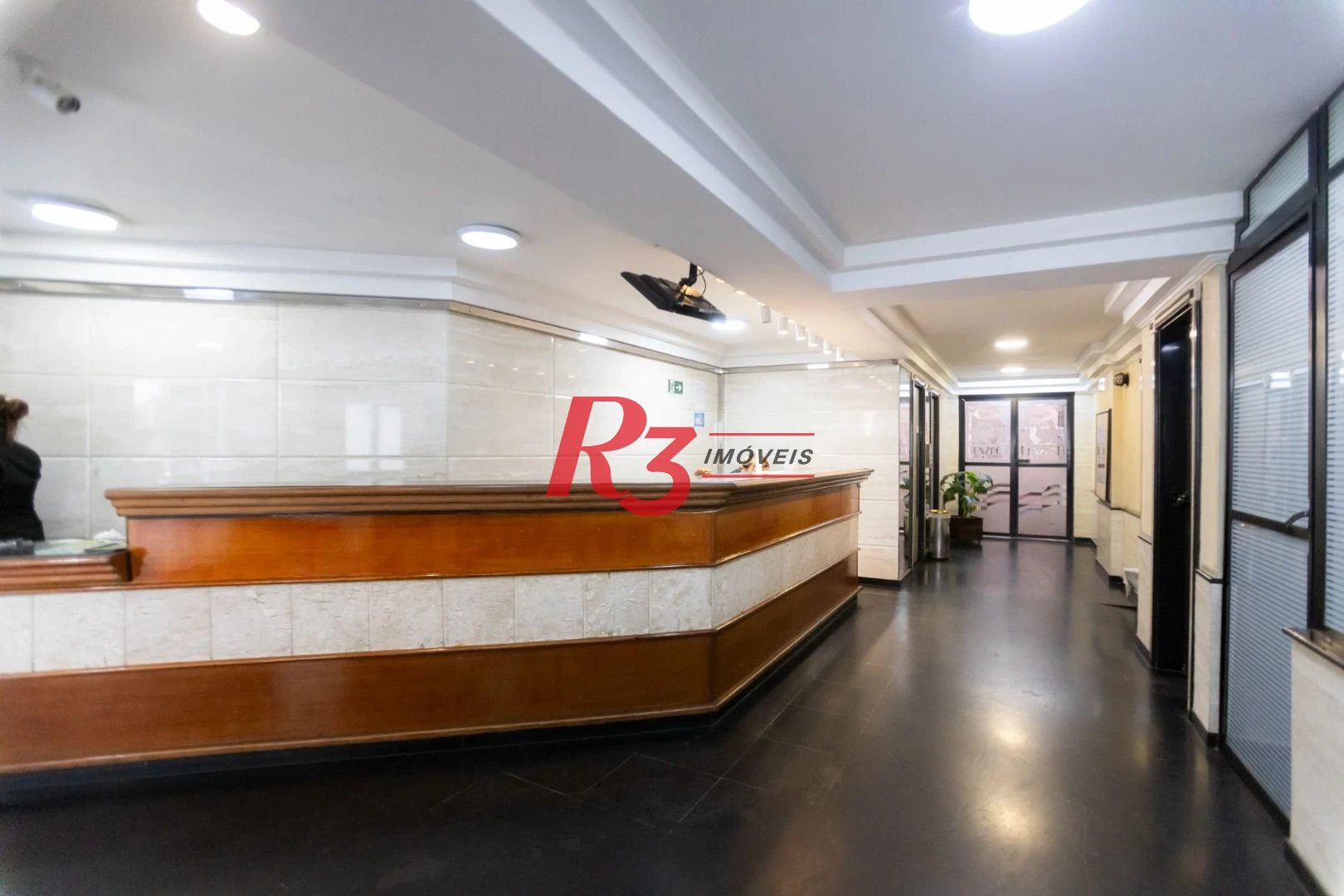 Flat com 1 dormitório à venda, 50 m² por R$ 270.000,00 - Gonzaga - Santos/SP