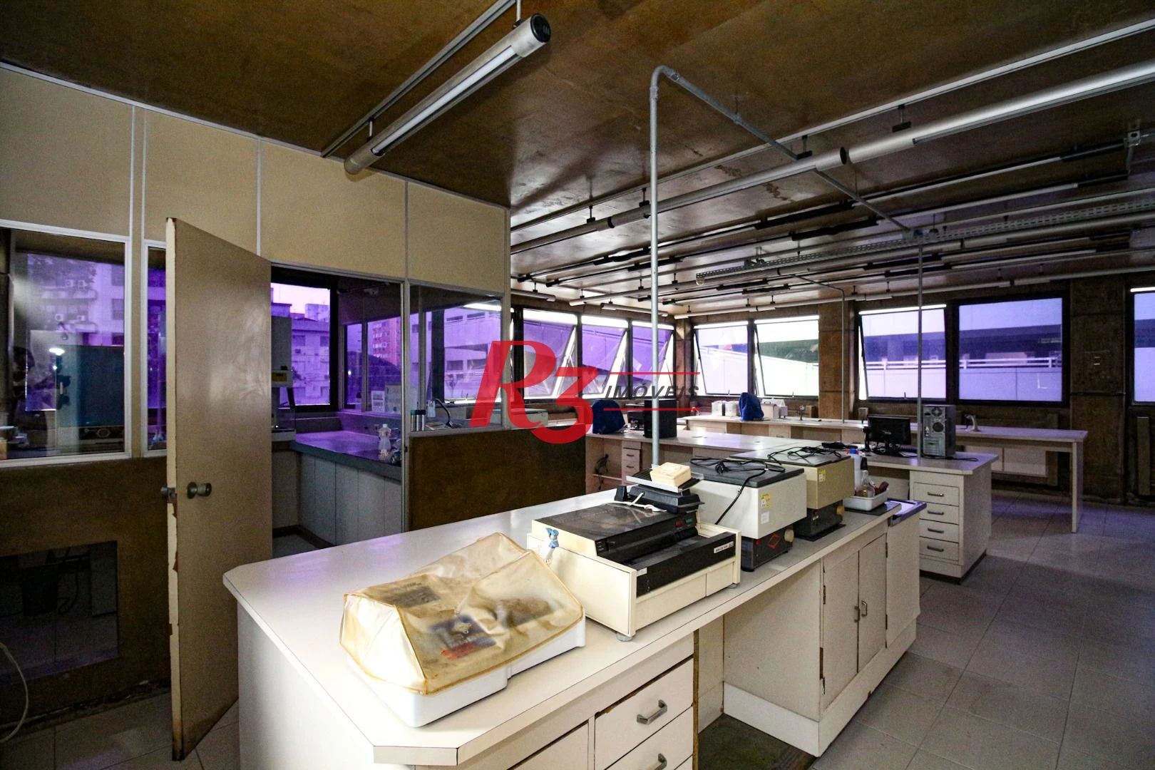 Sala para alugar, 100 m² por R$ 4.500,02/mês - Gonzaga - Santos/SP