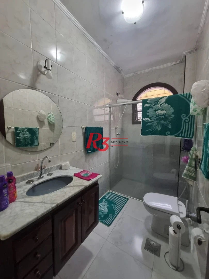 Casa com 3 dormitórios à venda, 150 m² por R$ 1.350.000,00 - Ponta da Praia - Santos/SP