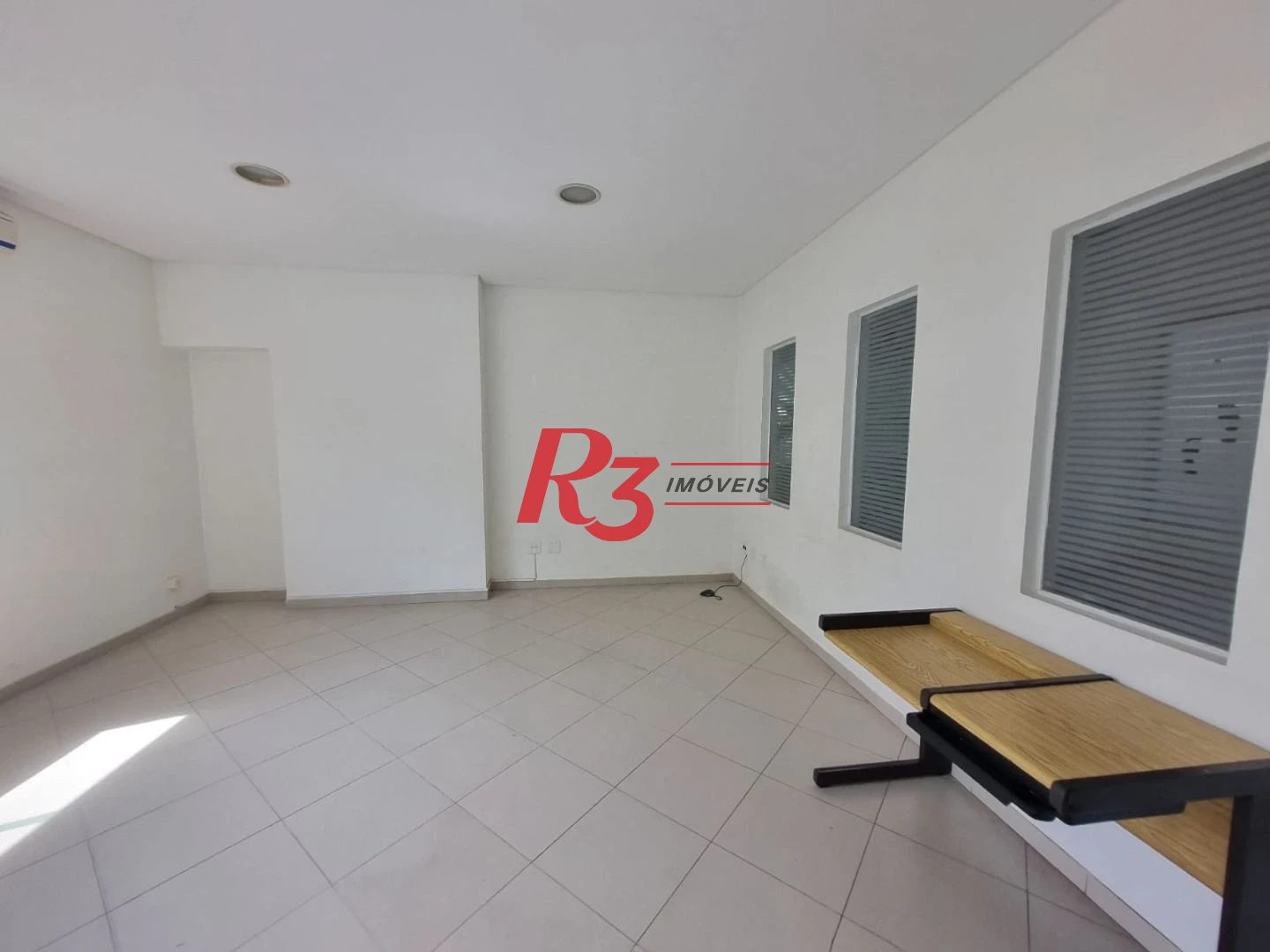 Sala para alugar, 25 m² por R$ 3.000,02/mês - Vila Matias - Santos/SP