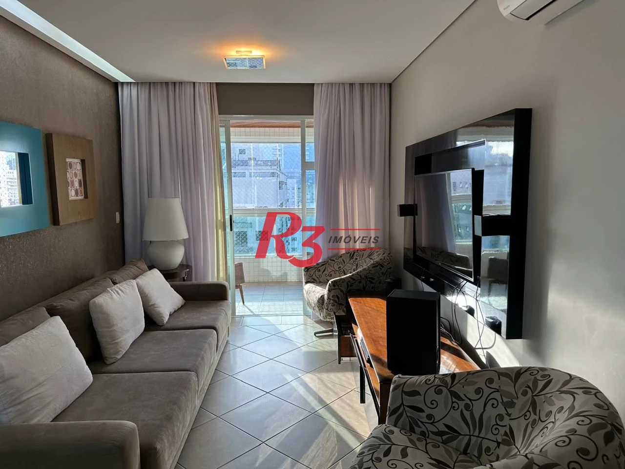 Apartamento com 3 dormitórios à venda, 141 m² por R$ 1.749.000,00 - Gonzaga - Santos/SP