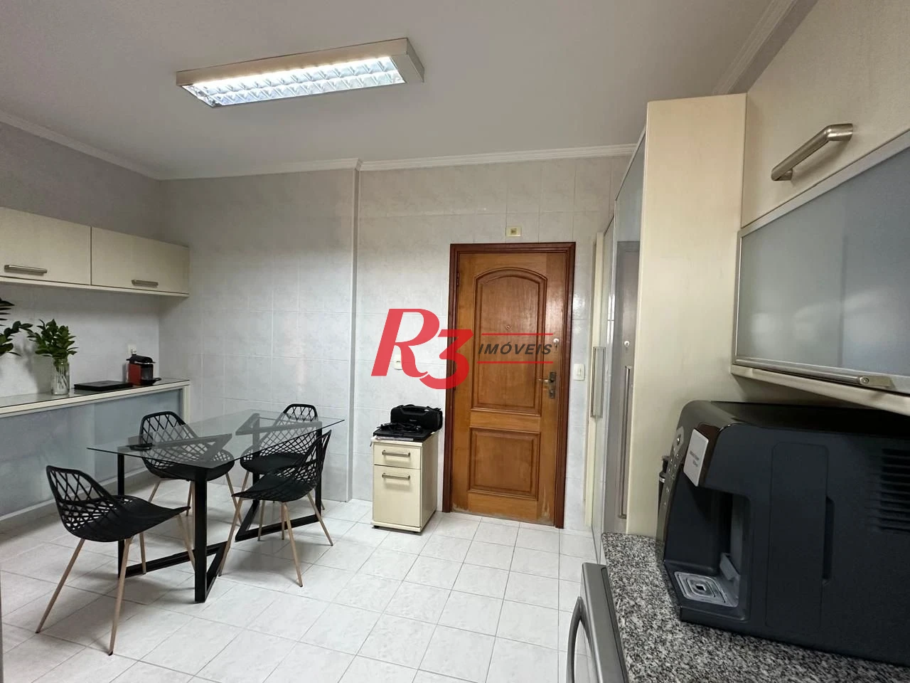 Apartamento com 3 dormitórios à venda, 141 m² por R$ 1.749.000,00 - Gonzaga - Santos/SP