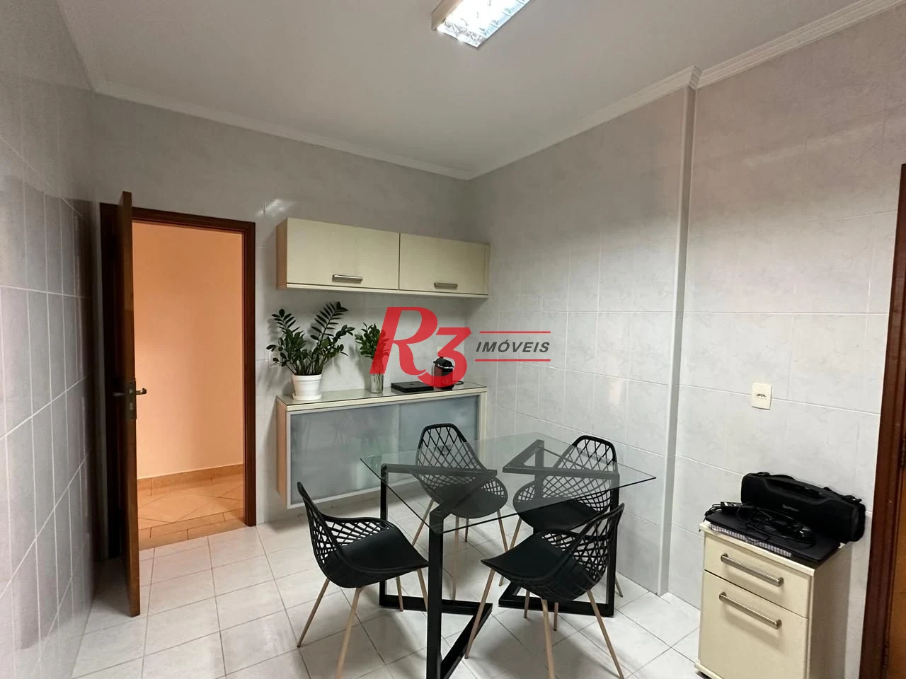 Apartamento com 3 dormitórios à venda, 141 m² por R$ 1.749.000,00 - Gonzaga - Santos/SP