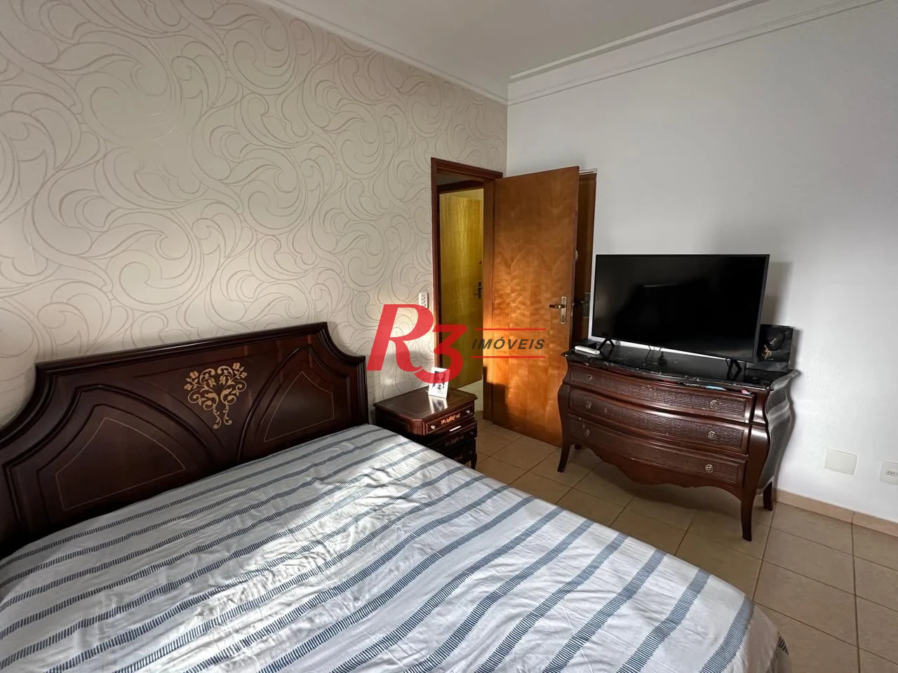 Apartamento com 3 dormitórios à venda, 141 m² por R$ 1.749.000,00 - Gonzaga - Santos/SP