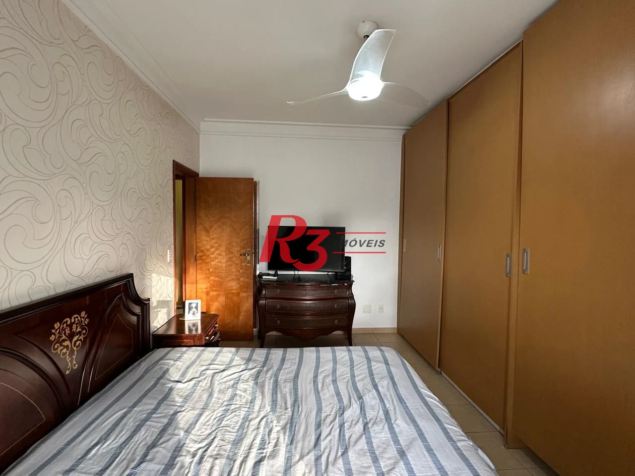 Apartamento com 3 dormitórios à venda, 141 m² por R$ 1.749.000,00 - Gonzaga - Santos/SP