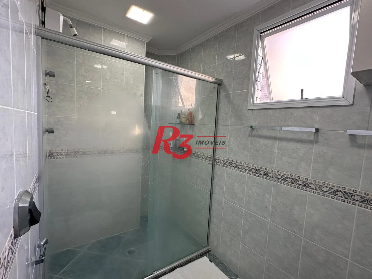 Apartamento com 3 dormitórios à venda, 141 m² por R$ 1.749.000,00 - Gonzaga - Santos/SP