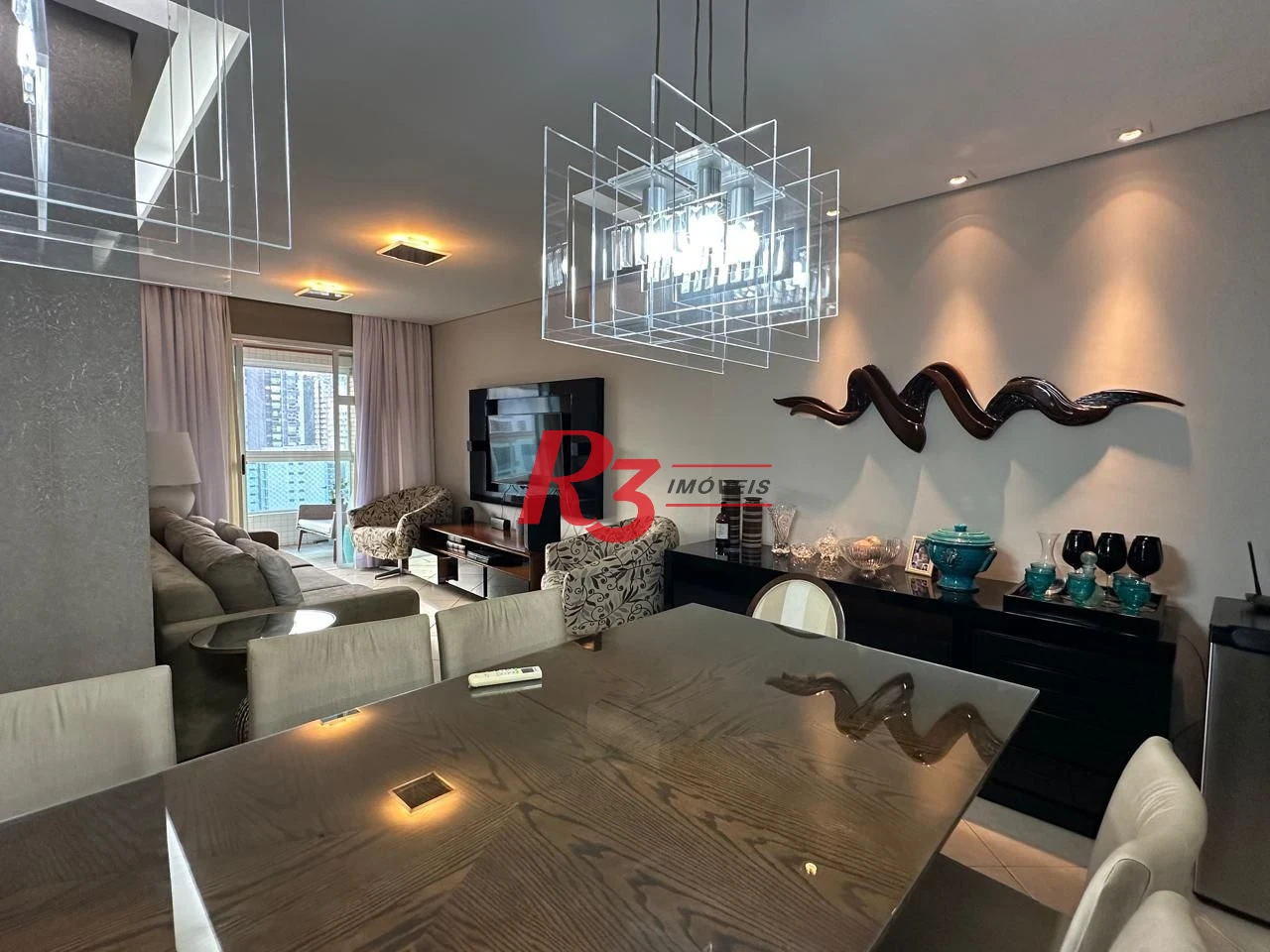Apartamento com 3 dormitórios à venda, 141 m² por R$ 1.749.000,00 - Gonzaga - Santos/SP
