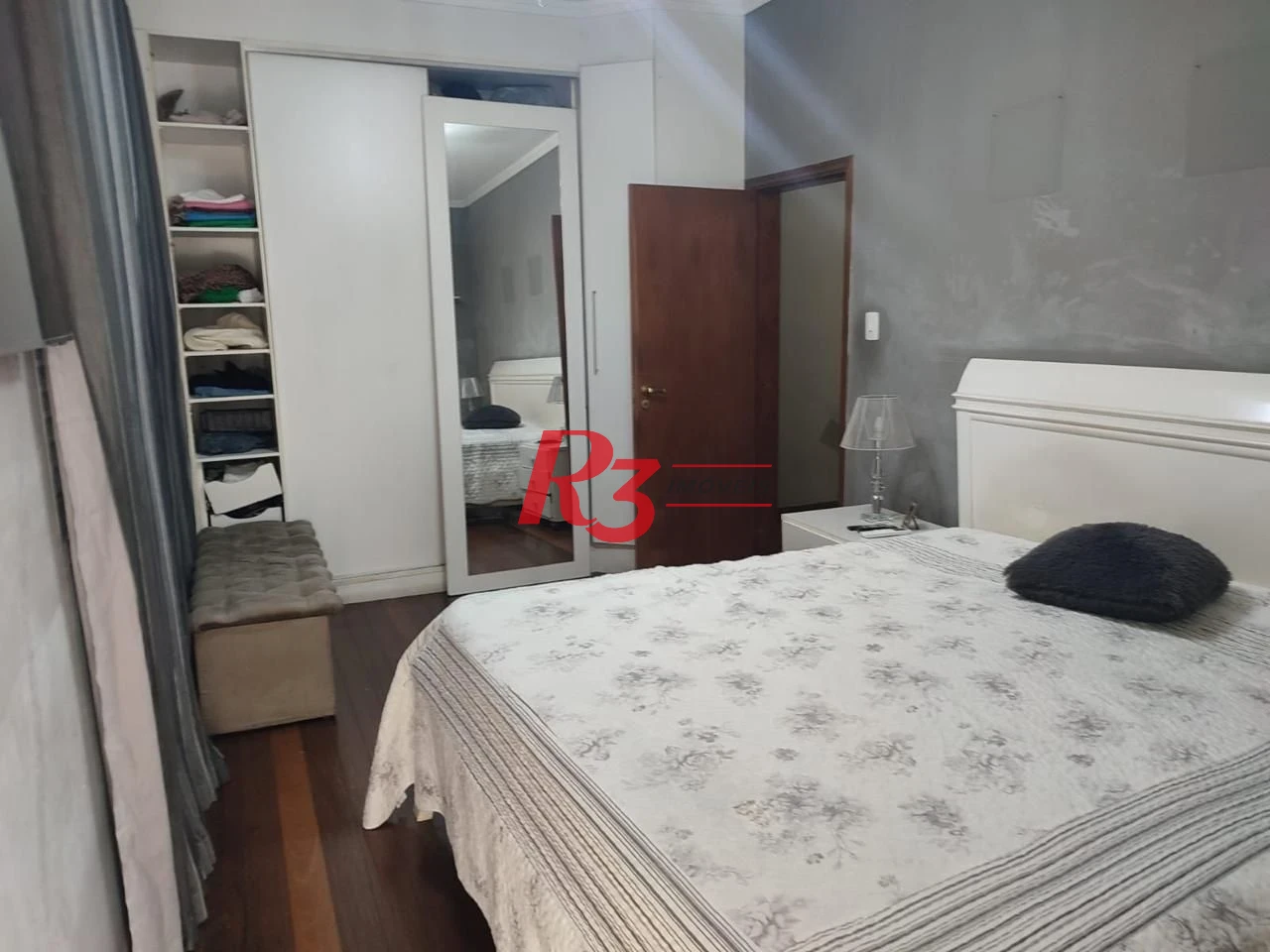 Casa com 3 dormitórios à venda, 290 m² por R$ 2.200.000,00 - Boqueirão - Santos/SP