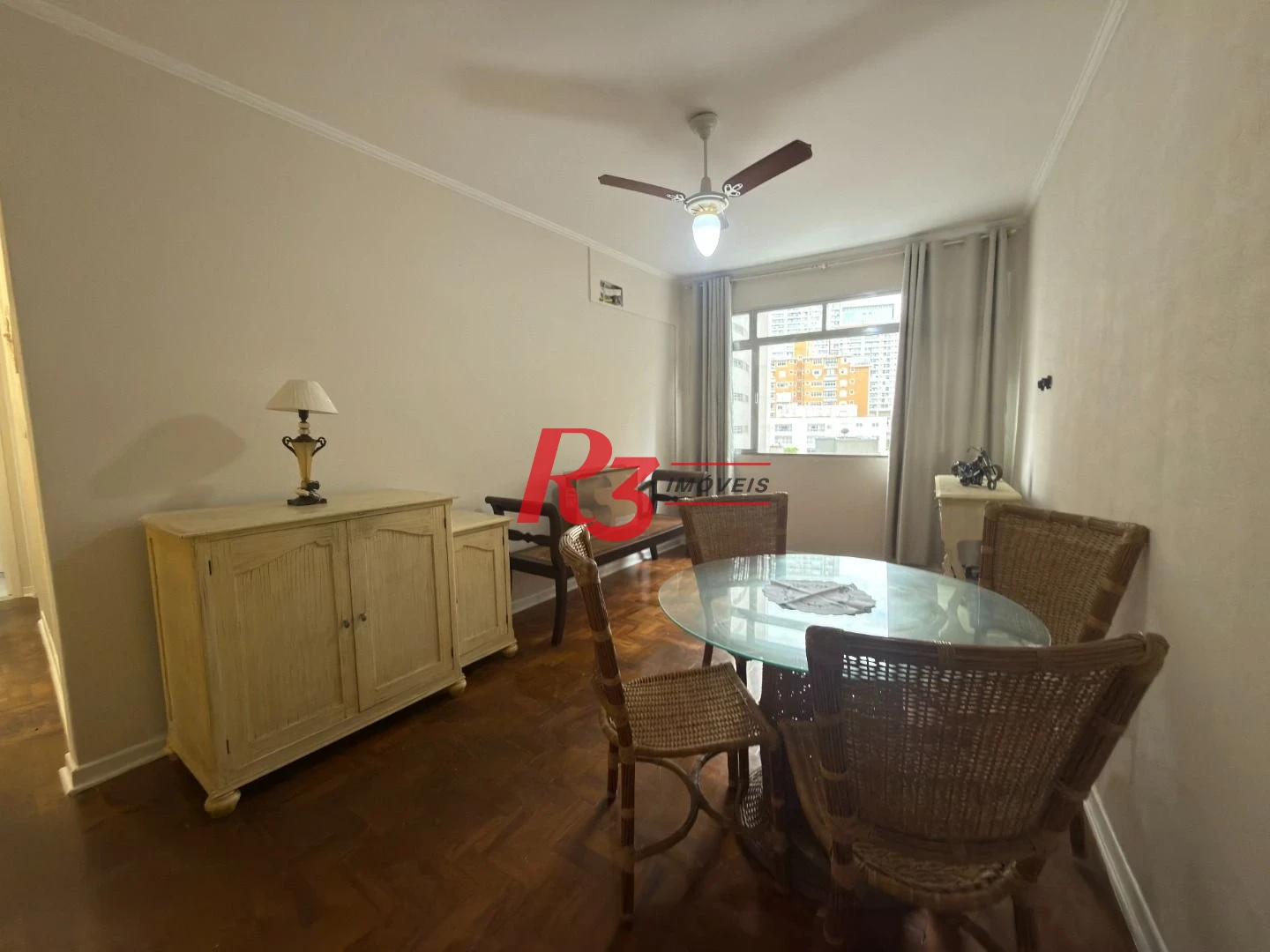 Apartamento para alugar, 69 m² por R$ 3.500,00/mês - Gonzaga - Santos/SP