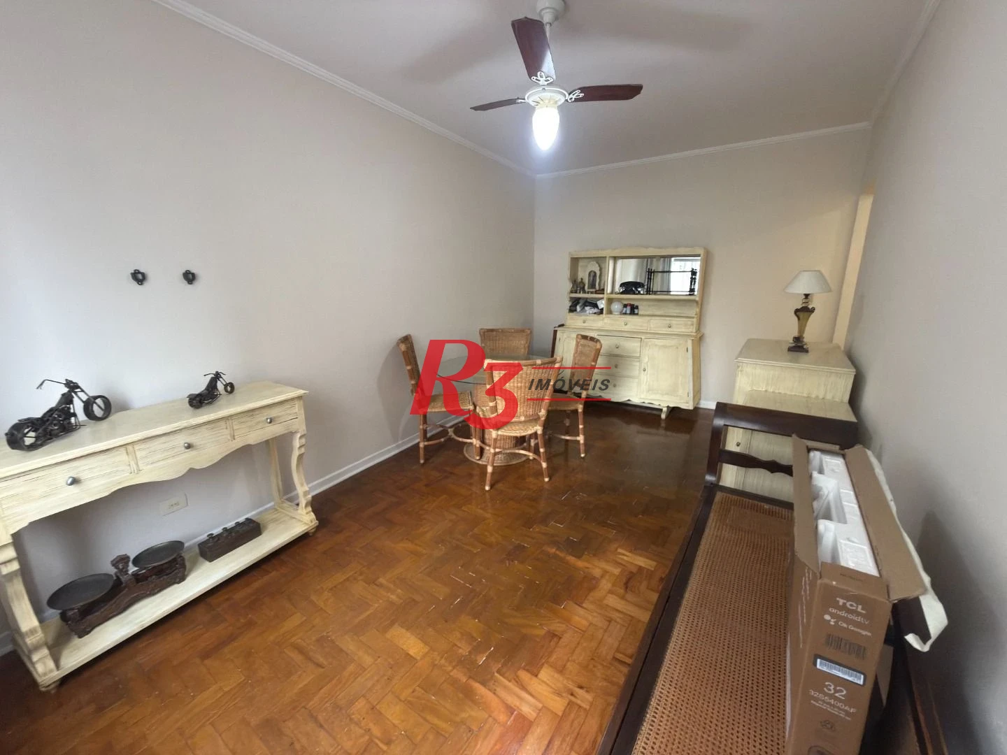 Apartamento para alugar, 69 m² por R$ 3.500,00/mês - Gonzaga - Santos/SP