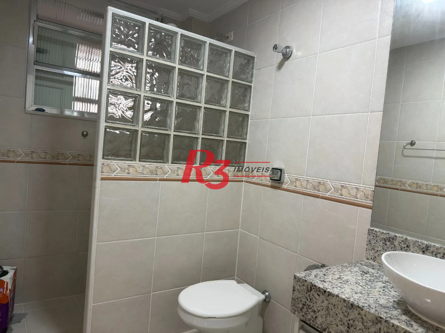 Apartamento para alugar, 69 m² por R$ 3.500,00/mês - Gonzaga - Santos/SP