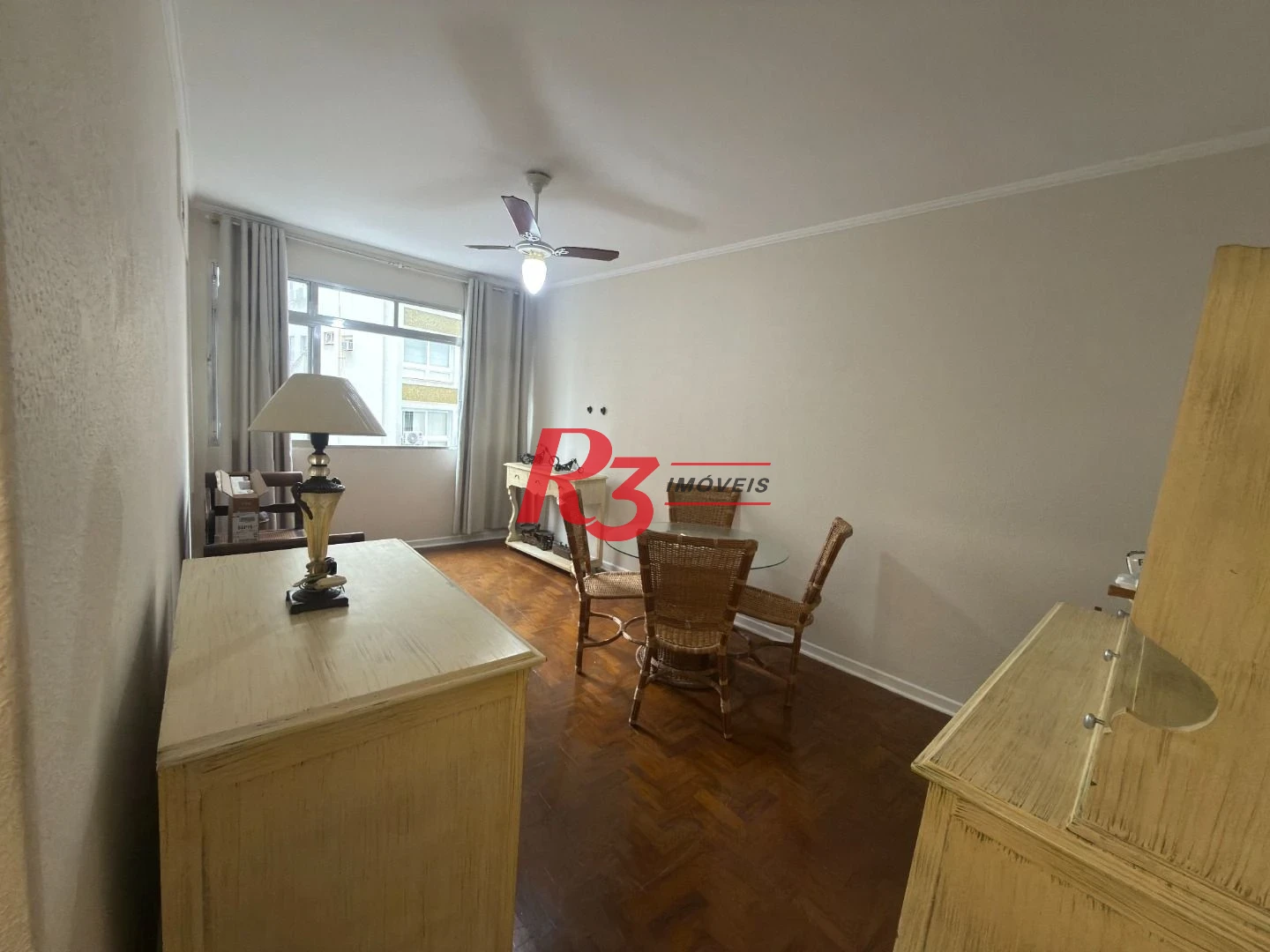 Apartamento para alugar, 69 m² por R$ 3.500,00/mês - Gonzaga - Santos/SP
