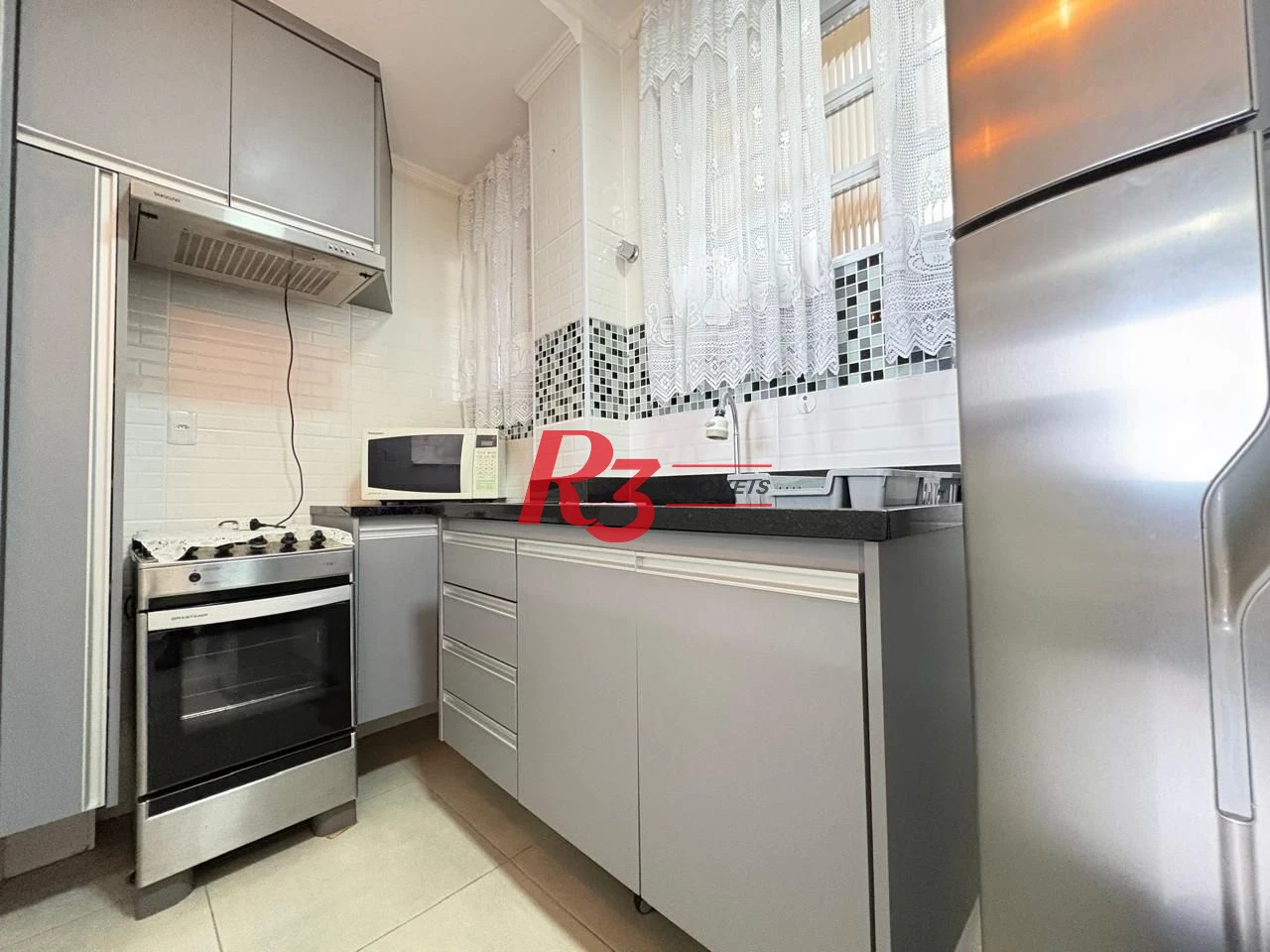 Apartamento com 1 dormitório à venda, 55 m² por R$ 465.000,00 - Embaré - Santos/SP
