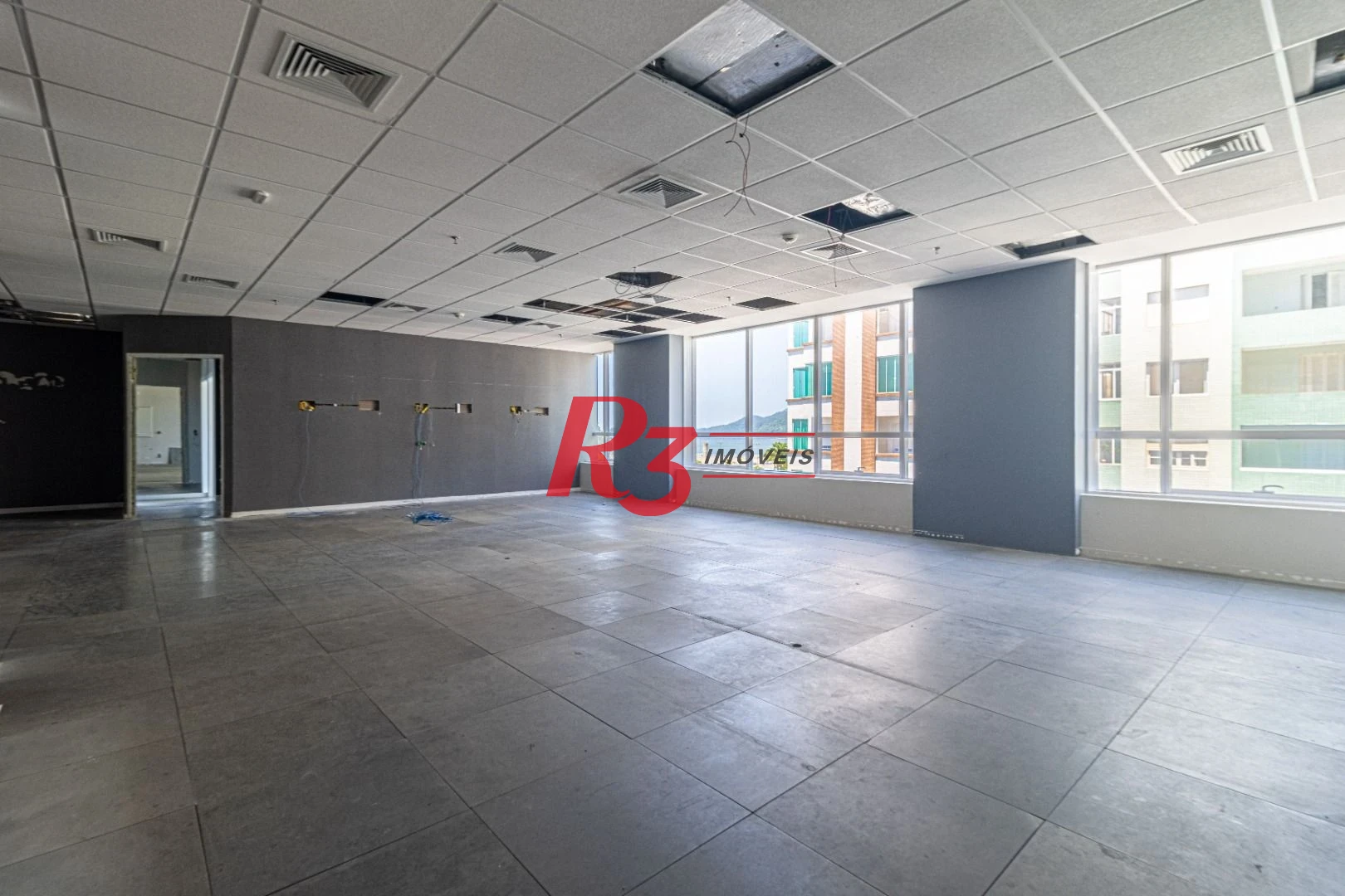 Sala, 278 m² - venda por R$ 3.342.960,00 ou aluguel por R$ 23.913,47/mês - José Menino - Santos/SP