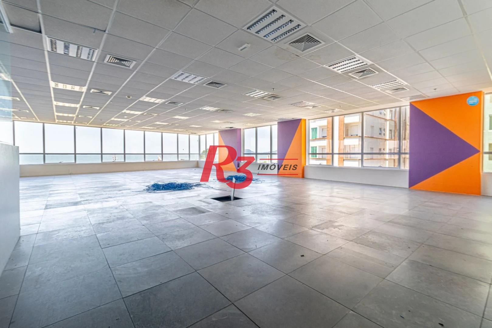 Sala para alugar, 278 m² por R$ 20.917,75/mês - José Menino - Santos/SP