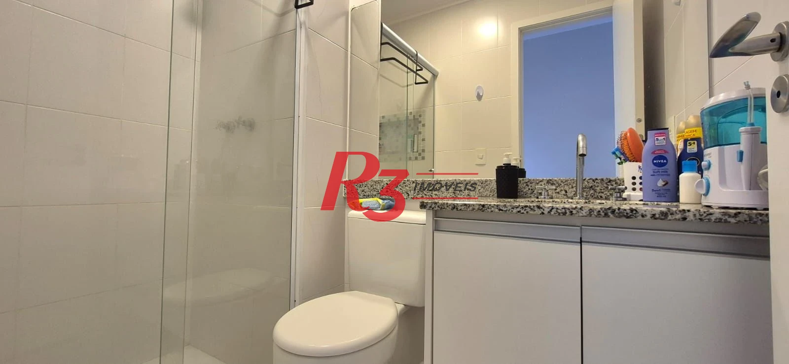 Apartamento com 2 dormitórios à venda, 63 m² por R$ 770.000,00 - Campo Grande - Santos/SP