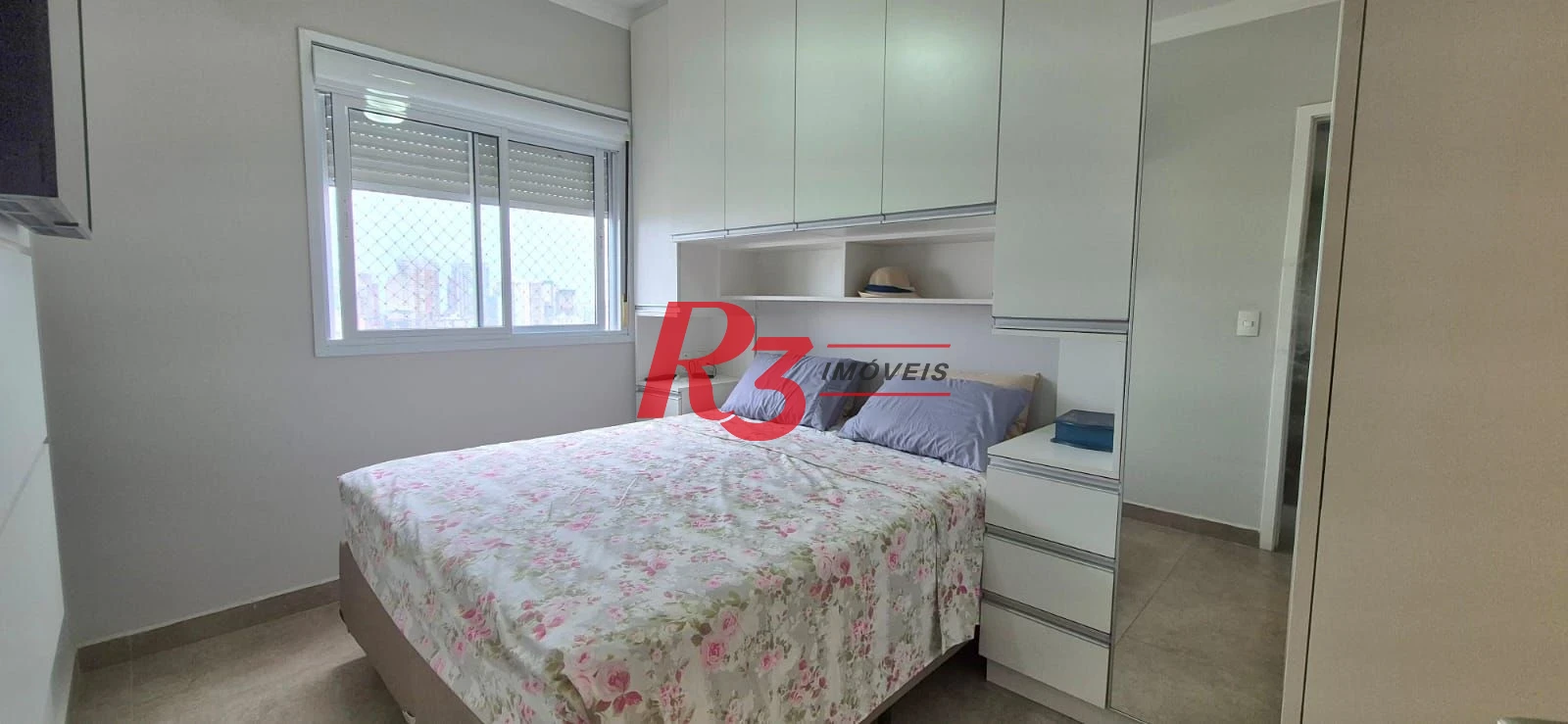 Apartamento com 2 dormitórios à venda, 63 m² por R$ 770.000,00 - Campo Grande - Santos/SP