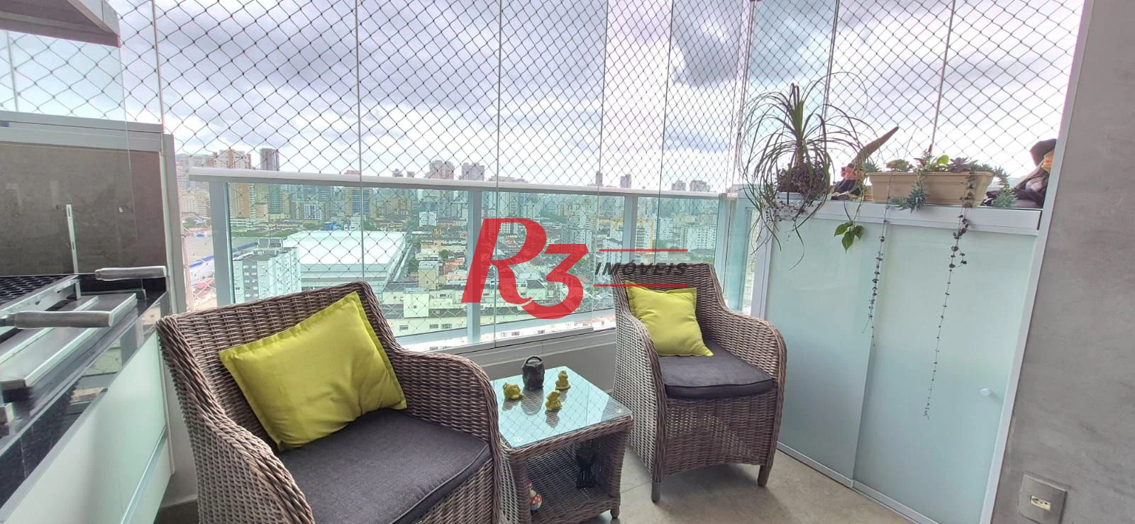 Apartamento com 2 dormitórios à venda, 63 m² por R$ 770.000,00 - Campo Grande - Santos/SP