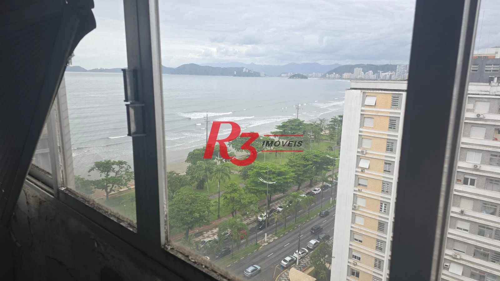 Kitnet à venda, 27 m² por R$ 345.000,00 - Embaré - Santos/SP