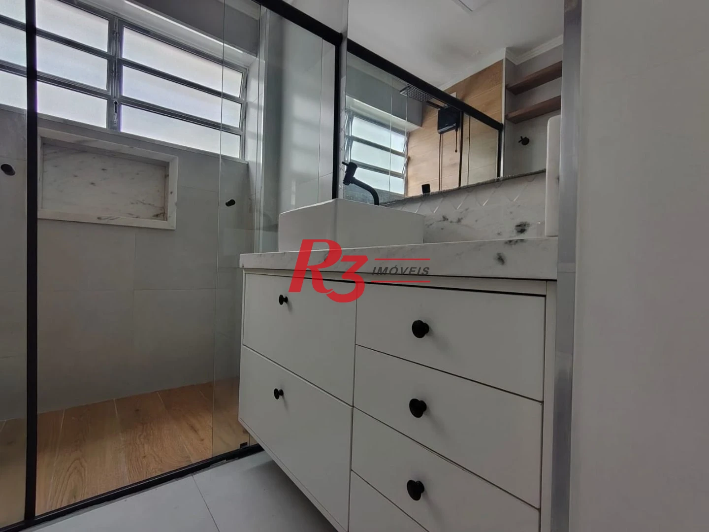 Apartamento com 2 dormitórios para alugar, 85 m² por R$ 6.000,00/mês - Ponta da Praia - Santos/SP