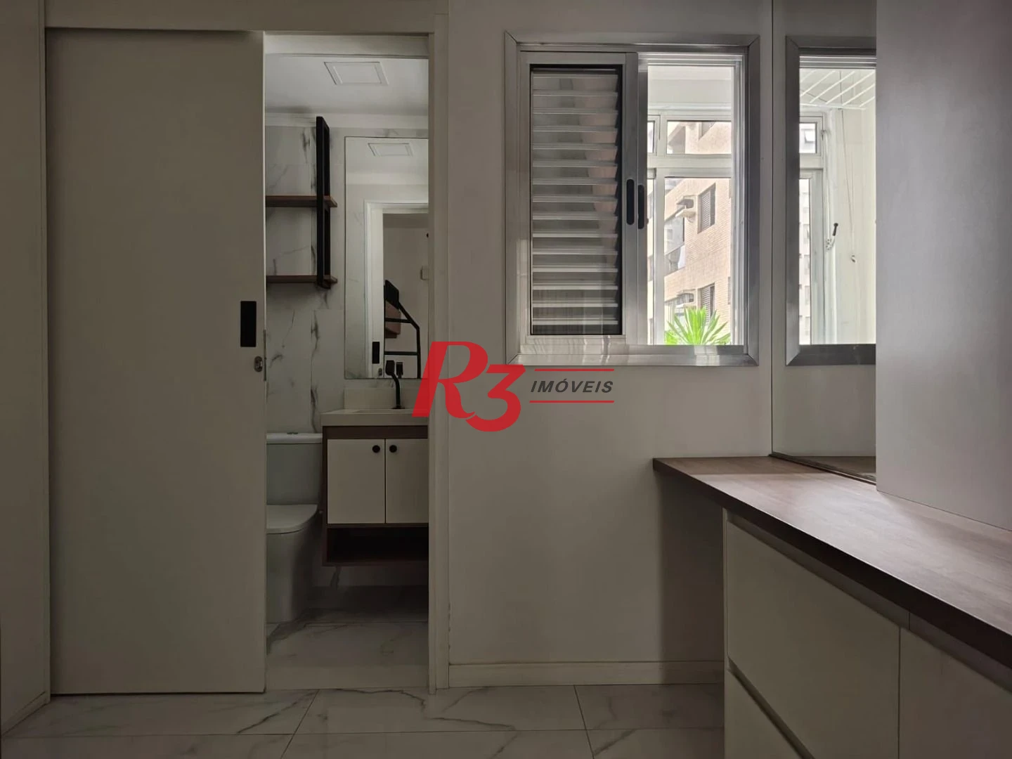 Apartamento com 2 dormitórios para alugar, 85 m² por R$ 6.000,00/mês - Ponta da Praia - Santos/SP