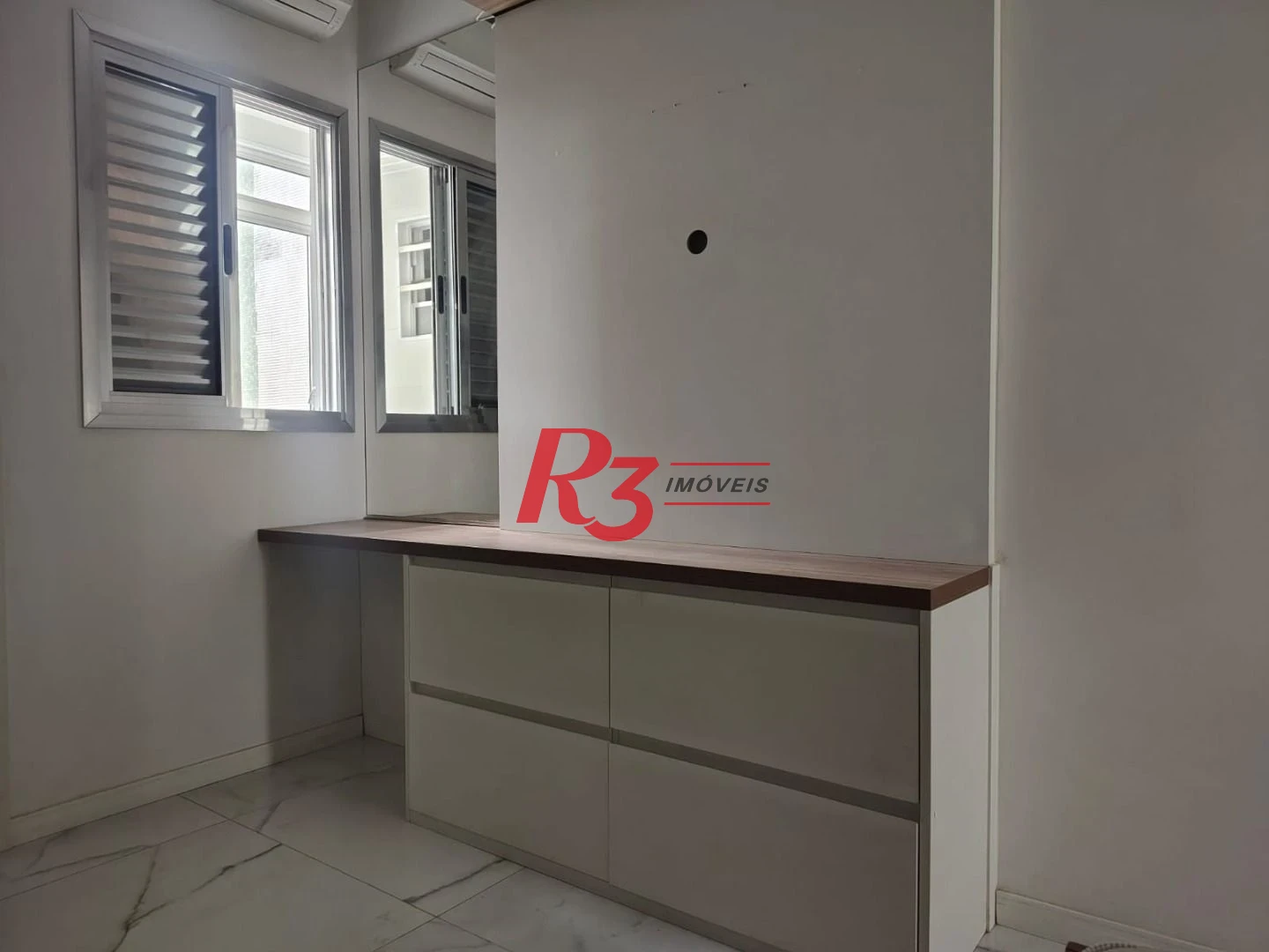 Apartamento com 2 dormitórios para alugar, 85 m² por R$ 6.000,00/mês - Ponta da Praia - Santos/SP