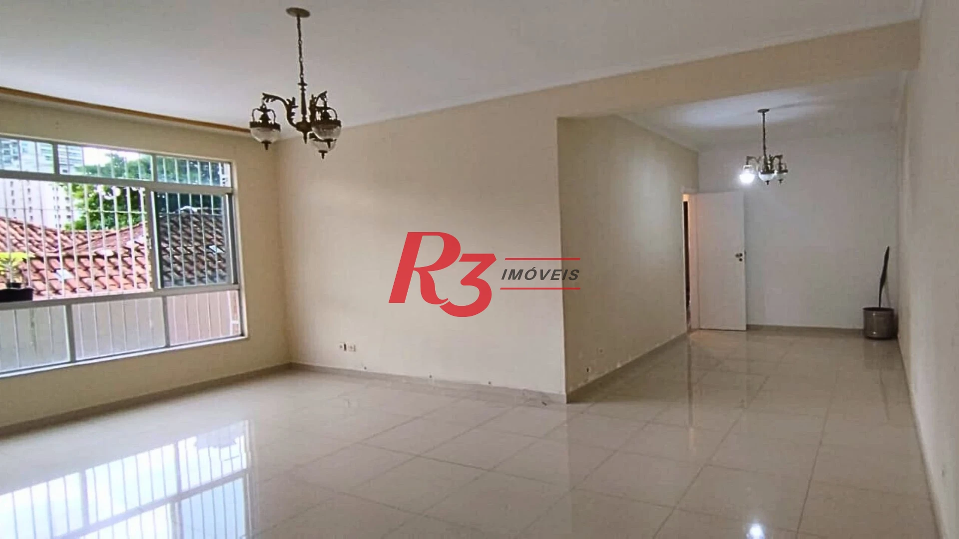 Apartamento com 3 dormitórios à venda, 135 m² por R$ 790.000,00 - Pompéia - Santos/SP