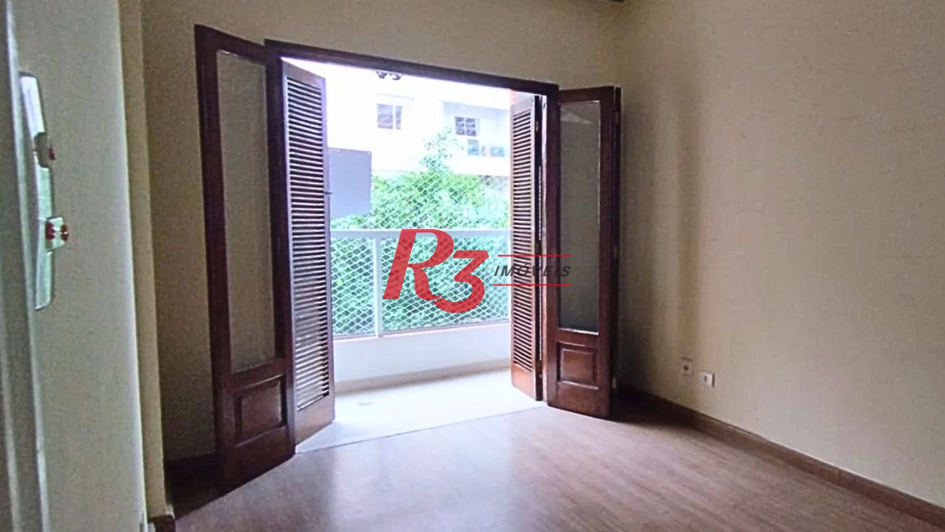 Apartamento com 3 dormitórios à venda, 135 m² por R$ 790.000,00 - Pompéia - Santos/SP