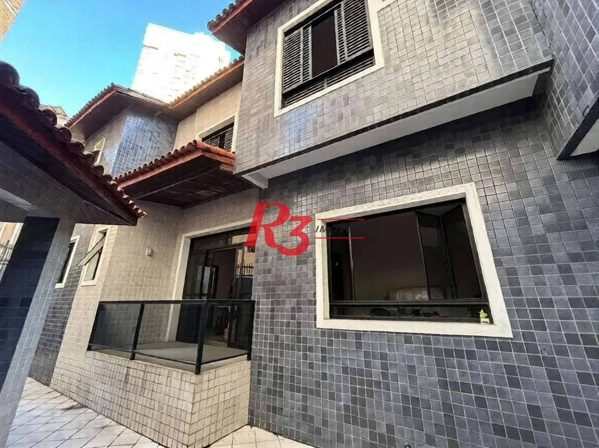 Sobrado com 4 dormitórios à venda, 266 m² por R$ 2.800.000,00 - Gonzaga - Santos/SP