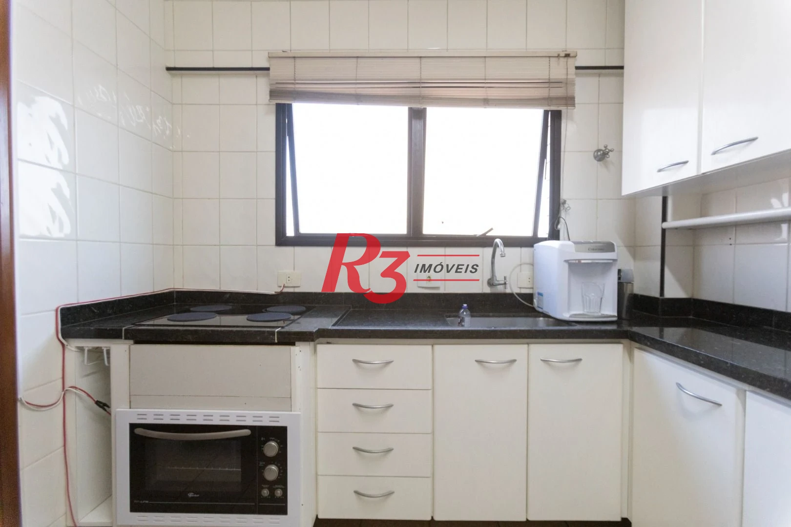 Apartamento Duplex com 3 dormitórios à venda, 160 m² por R$ 1.100.000,00 - Encruzilhada - Santos/SP