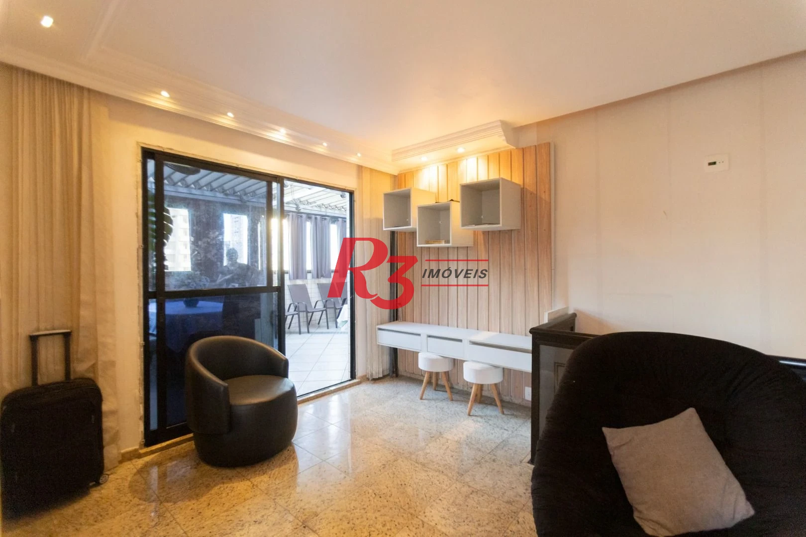 Apartamento Duplex com 3 dormitórios à venda, 160 m² por R$ 1.100.000,00 - Encruzilhada - Santos/SP