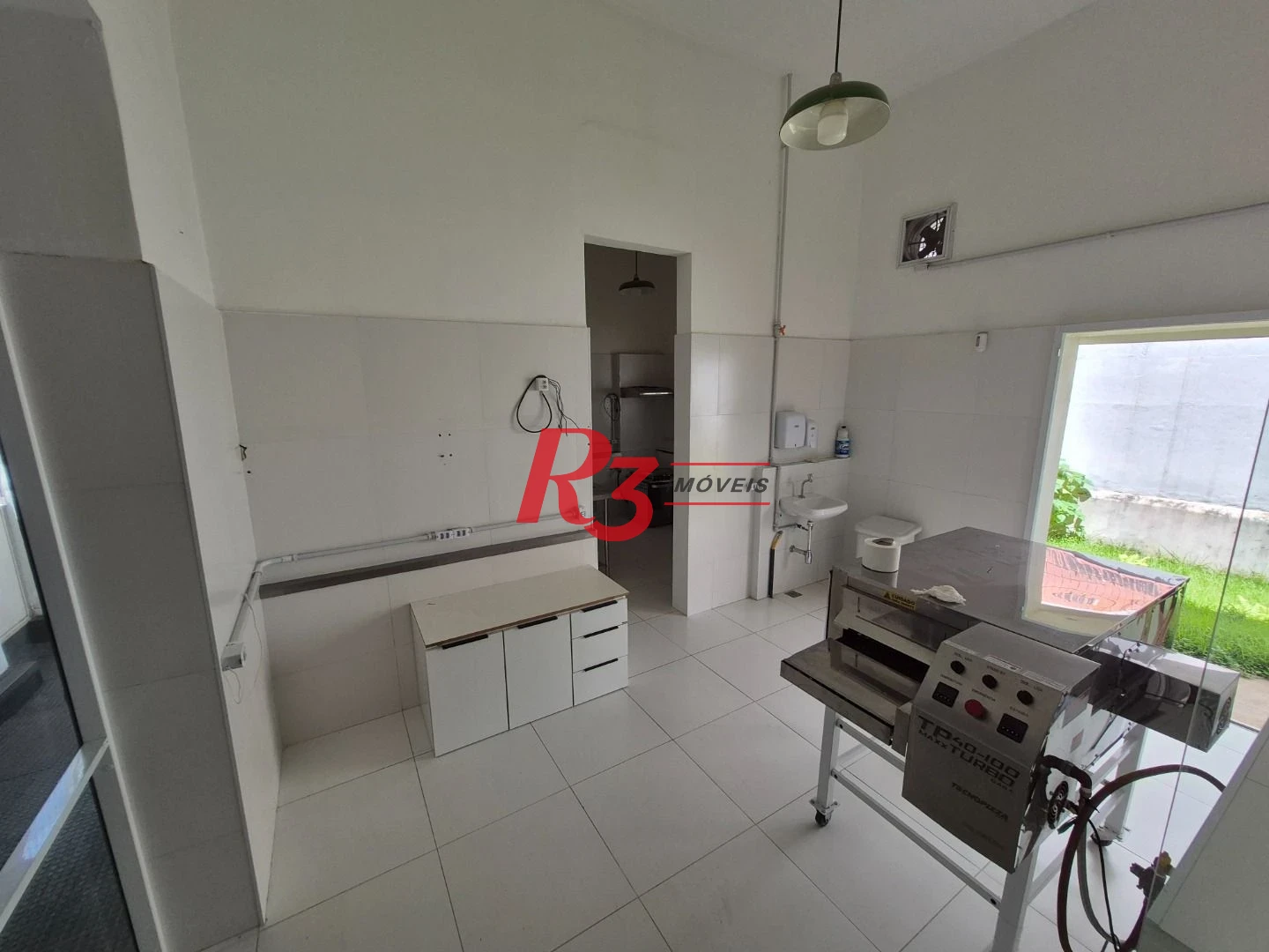 Loja, 75 m² - venda por R$ 450.000,00 ou aluguel por R$ 4.800,00/mês - Campo Grande - Santos/SP