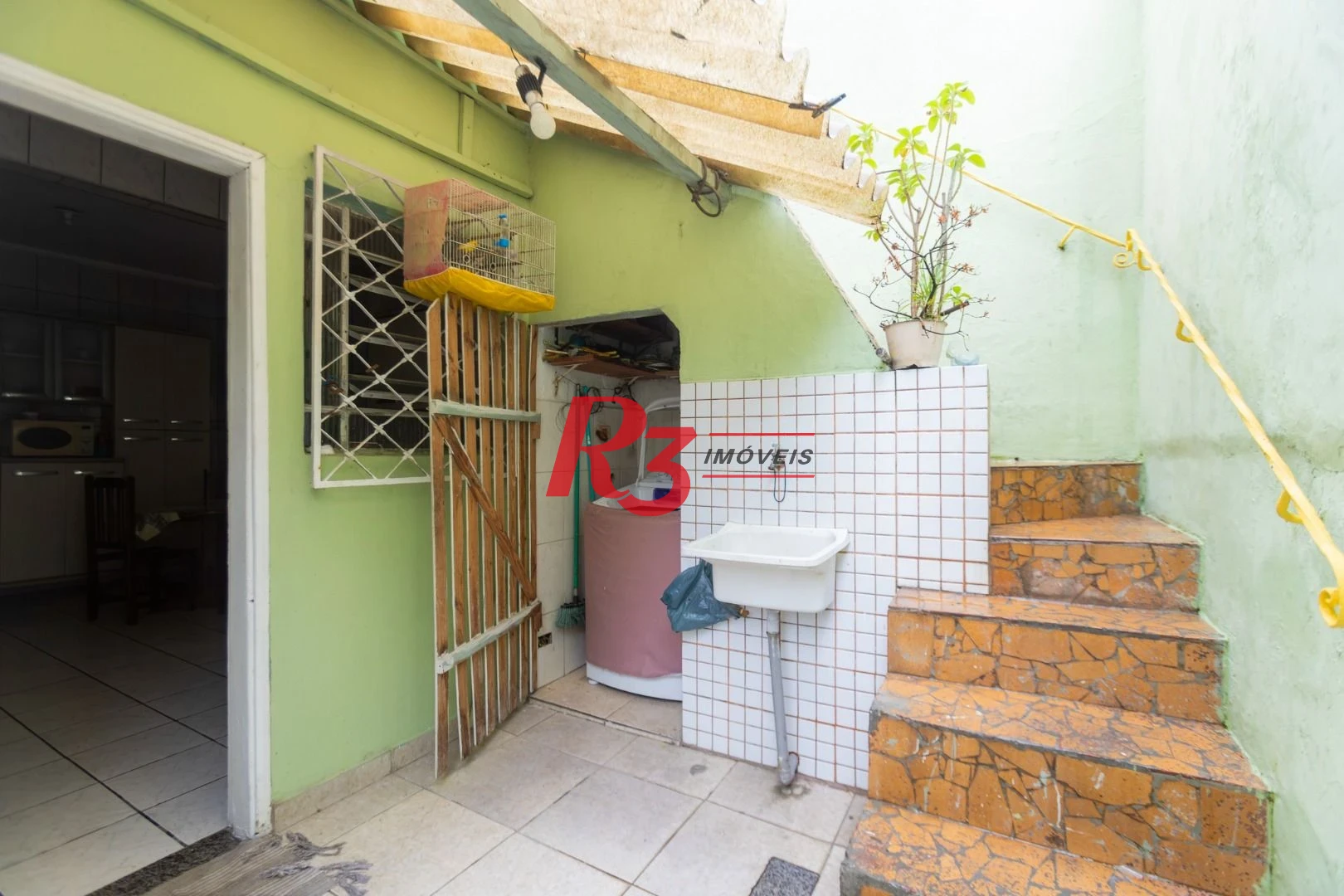 Sobrado à venda, 117 m² por R$ 470.000,00 - Estuário - Santos/SP