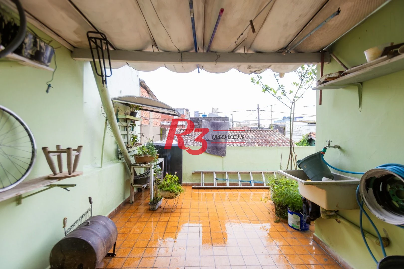 Sobrado à venda, 117 m² por R$ 470.000,00 - Estuário - Santos/SP