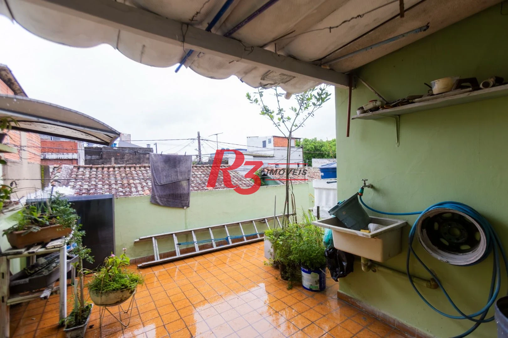 Sobrado à venda, 117 m² por R$ 470.000,00 - Estuário - Santos/SP