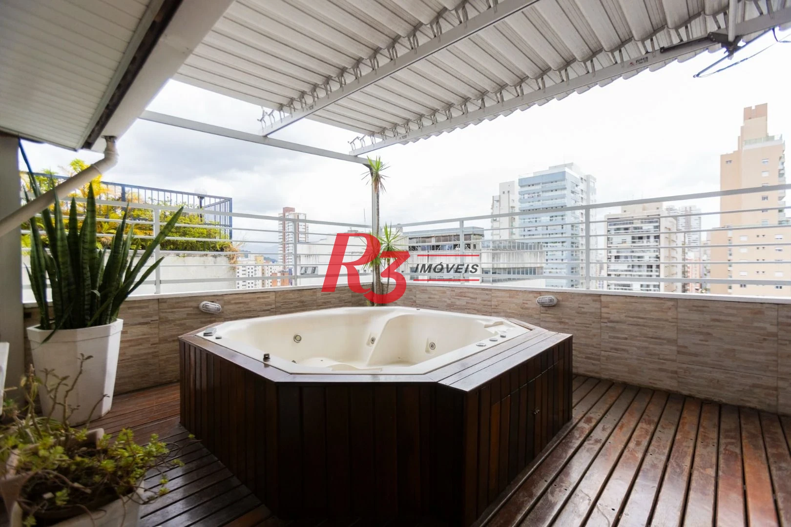 Cobertura com 3 dormitórios à venda, 149 m² por R$ 1.850.000,00 - José Menino - Santos/SP