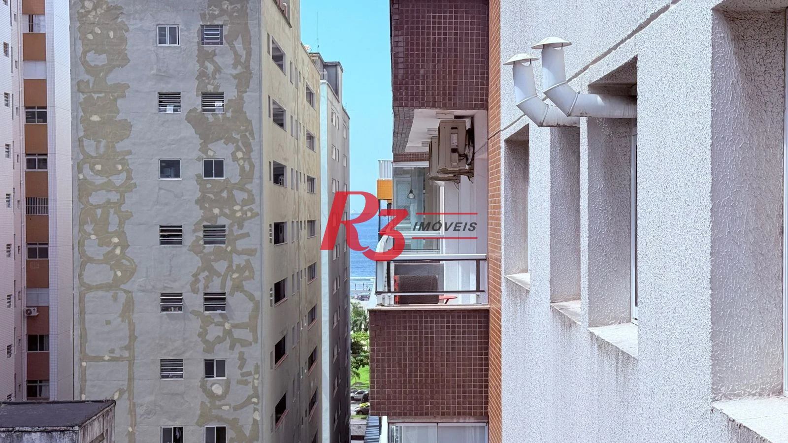 Apartamento com 2 dormitórios à venda, 73 m² por R$ 650.000,00 - José Menino - Santos/SP